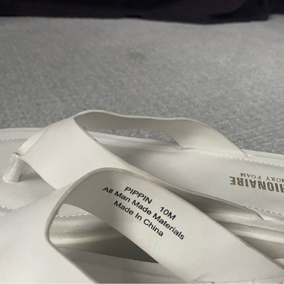 flip flops - Picture 2 of 4